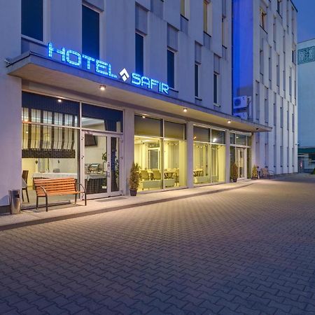 بوزنان Hotel Safir المظهر الخارجي الصورة